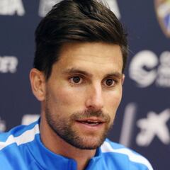 Adrián: "Nos da igual el rival, nos preocupa la tercera plaza"