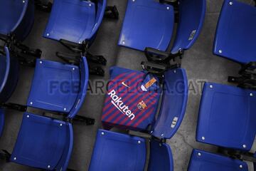 El Barça presenta la equipación para la temporada 2018/19