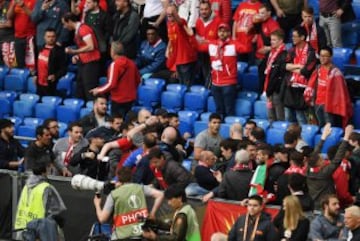 Incidentes entre los hinchas de Liverpool y Sevilla en Basilea