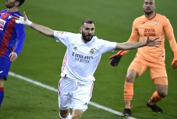 Benzema anotó el 0-1 en el minuto 5.