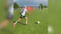 Bend it like Romeo Beckham