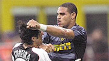 <b>A TORTAS</b>. Adriano y Caneira se agredieron mutuamente.