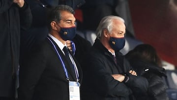 Joan Laporta y Carlos Tusquets en el PSG-Barcelona.