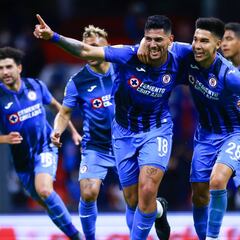 Cruz Azul derrota a Querétaro, en la jornada 9 del Apertura de la Liga MX