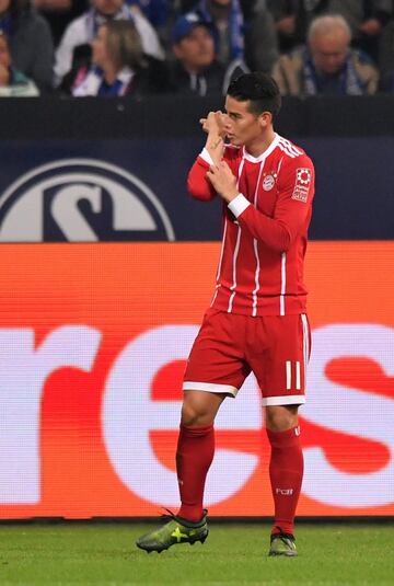 James brilla en Bayern y marca su primer gol