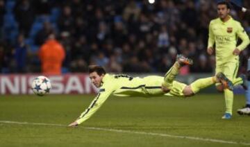 Messi falló un penalti y el posterior remate al final del partido.