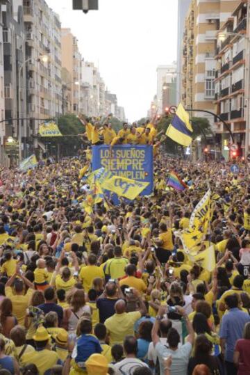 Todo Cádiz celebra el ascenso a Segunda División