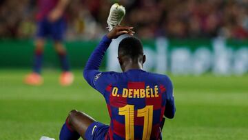 Soccer Football - Champions League - Group F - FC Barcelona v Borussia Dortmund - Camp Nou, Barcelona, Spain - November 27, 2019  Barcelona&#039;s Ousmane Dembele reacts   REUTERS/Albert Gea