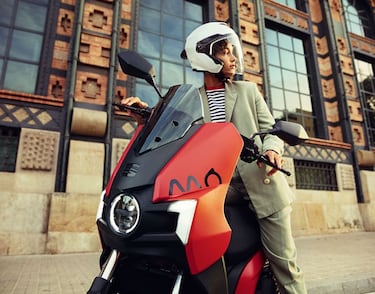 SEAT MÓ 125, disponible en México: una motoneta eléctrica con una aceleración y velocidad superior