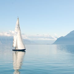 ¿Es necesario tener licencia de barco para alquilar una embarcación durante el verano?
