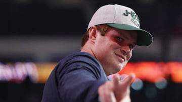 Sam Darnold se ausenta en el inicio del training camp