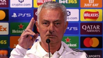 Benfica's Portuguese head coach Jose Mourinho attends a press conference at Stamford Bridge in London on September 29, 2025, on the eve of their UEFA Champions League league phase football match against Chelsea. (Photo by Adrian Dennis / AFP)