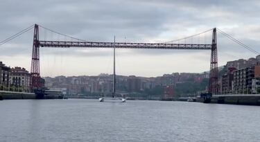 Alex Pella arranca “La vuelta a España” a bordo del Maxicat Victoria