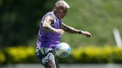 Aseguran que Eduardo Vargas tendría nuevo club