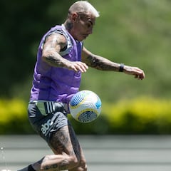 Aseguran que Eduardo Vargas tendría nuevo club