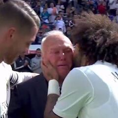 Agustín Herrerín recibió un homenaje entre lágrimas