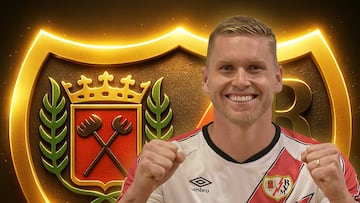 Alemao posando como nuevo jugador del Rayo.