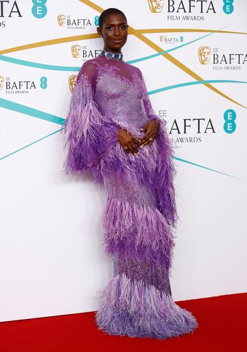 Jodie Turner-Smith posa a su llegada a los Premios de Cine de la Academia Británica de Cine y Televisión (BAFTA) de 2023 en el Royal Festival Hall de Londres, Gran Bretaña. 