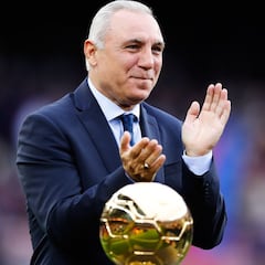 Stoichkov: "Creo en Xavi, lo va a hacer bien, conoce el camino"