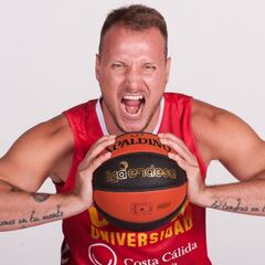 Rafa Luz llega a Bilbao para cumplir el papel de base director