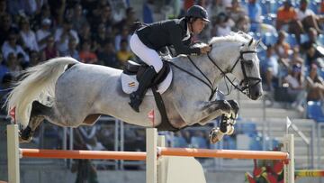 Sergio Álvarez Moya a caballo.
