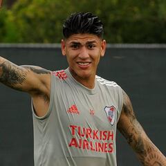 Jorge Carrascal vuelve a sonar en el entorno de Fiorentina