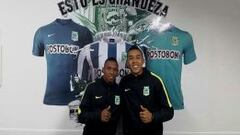 Andr&eacute;s Ibarg&uuml;en (izq) y Daniel Londo&ntilde;o durante su presentaci&oacute;n como jugadores de Nacional.