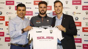 "Nos tenemos que adaptar, hay que tener paciencia"