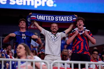 Fans de Estados Unidos durante el partido vs Panamá en la Copa América 2024.