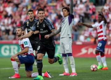 0-1. James celebró el primer gol.