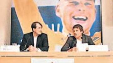 <b>DESPEDIDA. </b>Jan Ullrich anunció ayer su retirada en una multitudinaria rueda de prensa en Hamburgo.