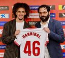 Hannibal Mejbri: “Mis jugadores preferidos son Iniesta y Zidane”