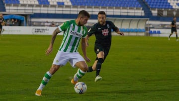 Aitor Ruibal, ante el Granada.
