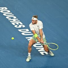 Davidovich avanza con paso firme en Marsella