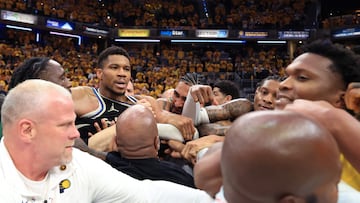 INDIANAPOLIS, INDIANA - APRIL 29: Giannis Antetokounmpo #34 of the Milwaukee Bucks and Bennedict Mathurin #00 of the Indiana Pacers get into an altercation after Game 5 of the 2025 NBA Playoffs at Gainbridge Fieldhouse on April 29, 2025 in Indianapolis, Indiana. NOTE TO USER: User expressly acknowledges and agrees that, by downloading and or using this photograph, User is consenting to the terms and conditions of the Getty Images License Agreement. Justin Casterline/Getty Images/AFP (Photo by Justin Casterline / GETTY IMAGES NORTH AMERICA / Getty Images via AFP)