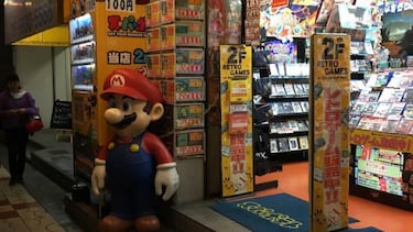 Visitamos comercios en Japón, ¿hay stock de Switch?