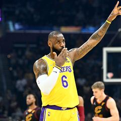 LeBron James reacciona a tiroteo en escuela primaria de Texas