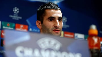 Gonalons, en la rueda de prensa previa al partido del Lyon en Zagreb.