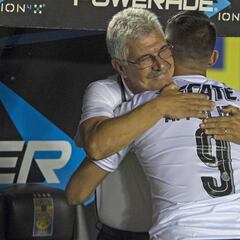 Alan Pulido: "Siempre he tenido buena relación con 'Tuca'"