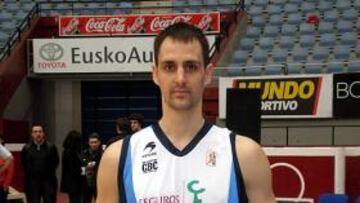 Lorbek renueva con Lagun Aro