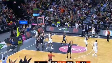 Dejó congelado a todos los fans del Madrid: la extraña última posesión de los de Laso