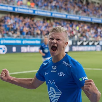 Llegó al Molde, de Primera División, en febrero de 2017 y debutó en la máxima categoría con sólo 16 años. En el equipo noruego jugó 50 partidos y marcó 20 goles.