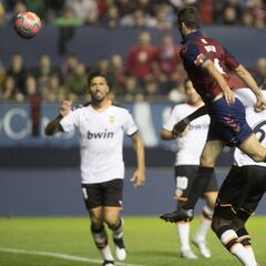 El Valencia se desmorona en defensa: 71 remates en 3 partidos