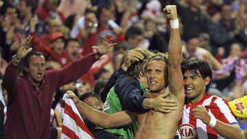 Forlán y Agüero.