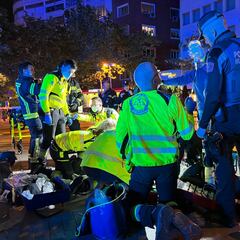 Dos muertos y diez heridos tras un incendio en un restaurante de Manuel Becerra en Madrid