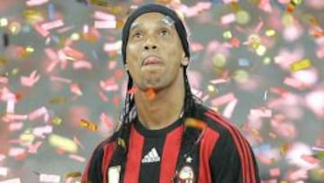 <b>FIESTA.</b> Así definió el crack brasileño el fútbol, en una carta titulada "Barcelona en mi corazón".