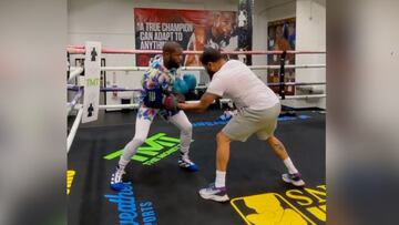 Floyd Mayweather entrena a tope para la pelea contra Logan Paul