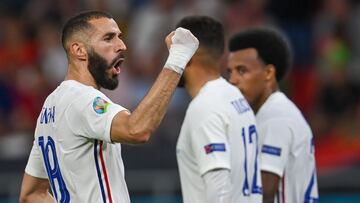 23 June 2021, Hungary, Budapest: France's Karim Benzema celebrates scoring his side's first goal during the UEFA EURO 2020 Group F soccer match between Portugal and France at the Puskas Arena. Photo: Robert Michael/dpa-Zentralbild/dpa
23/06/202
