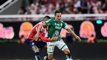 Andres Guardado of Leon during the 8th round match between Guadalajara and Leon as part of the Liga BBVA MX, Torneo Apertura 2024 at Akron Stadium on September 18, 2024 in Guadalajara, Jalisco, Mexico.