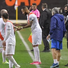 Bebé sale del túnel